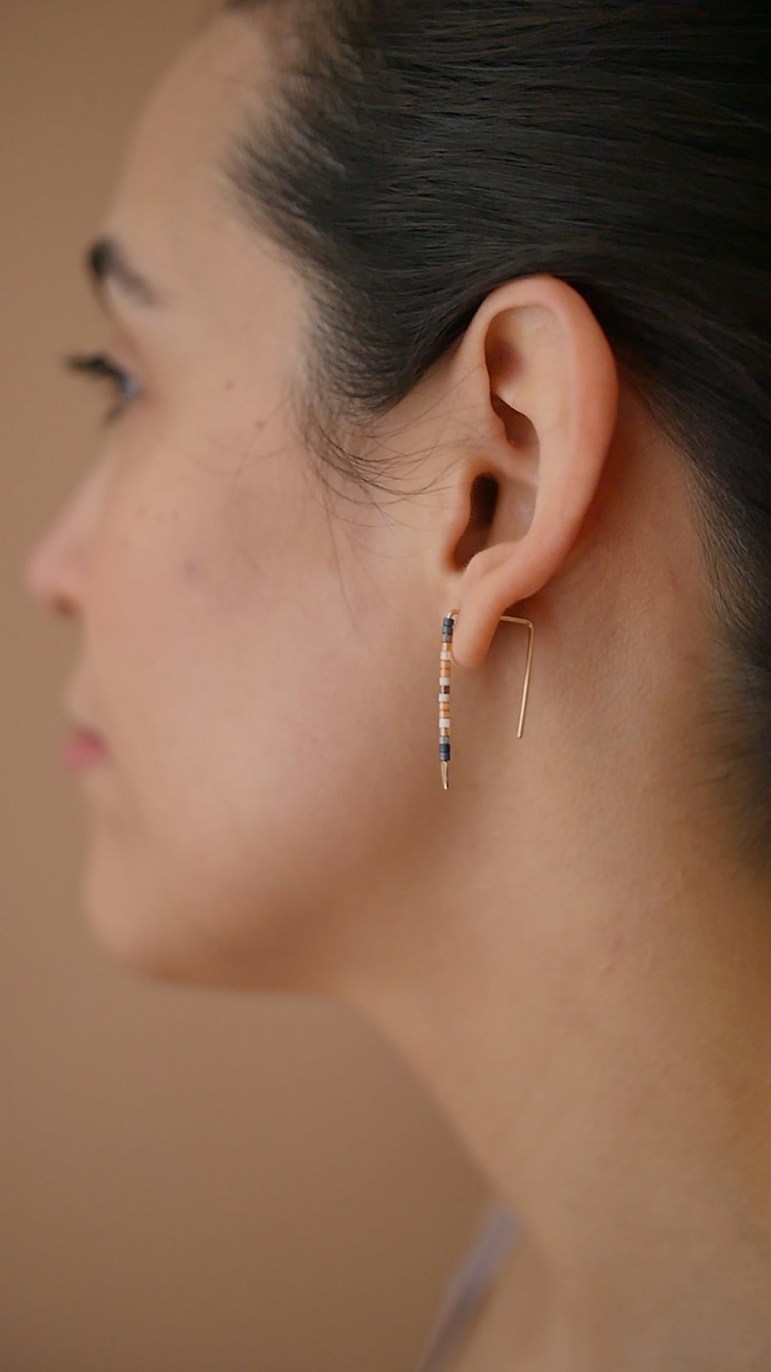 Esen - 14 KT Gold Bar Studs