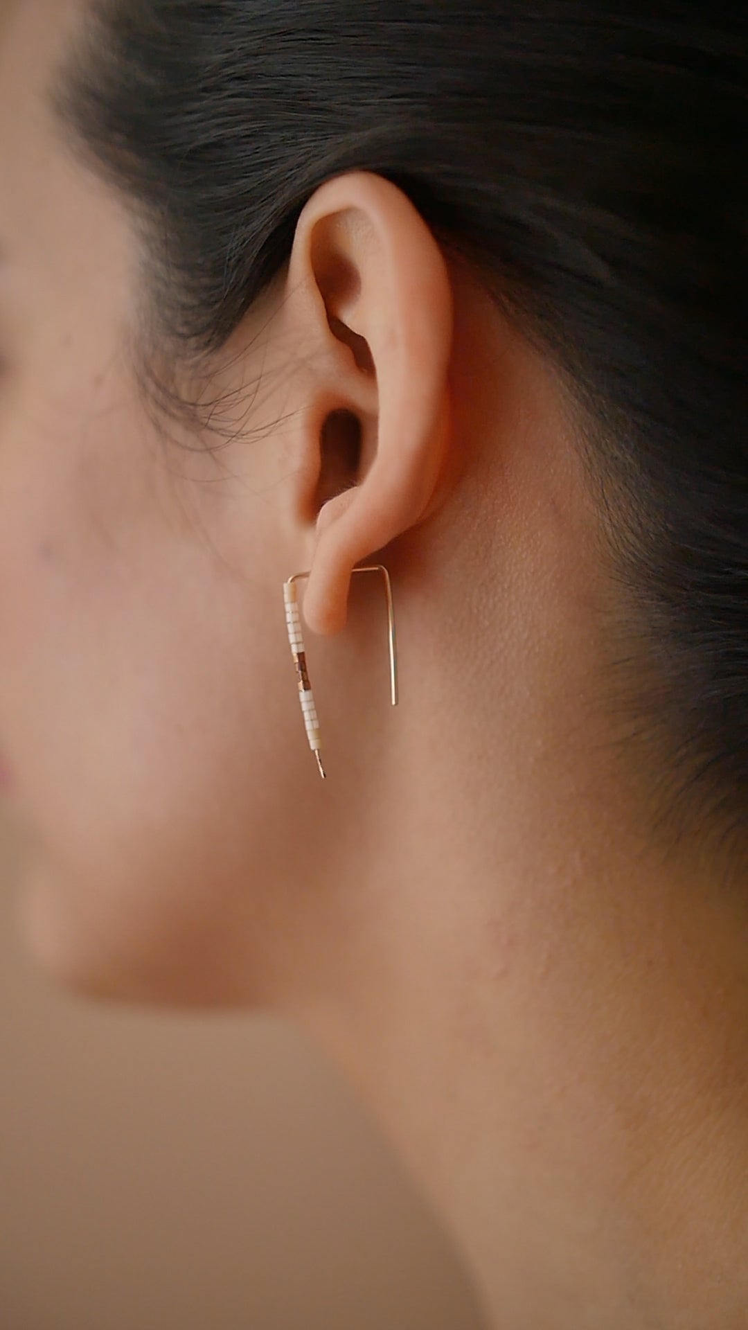 Tillie - 14 KT Gold Bar Studs