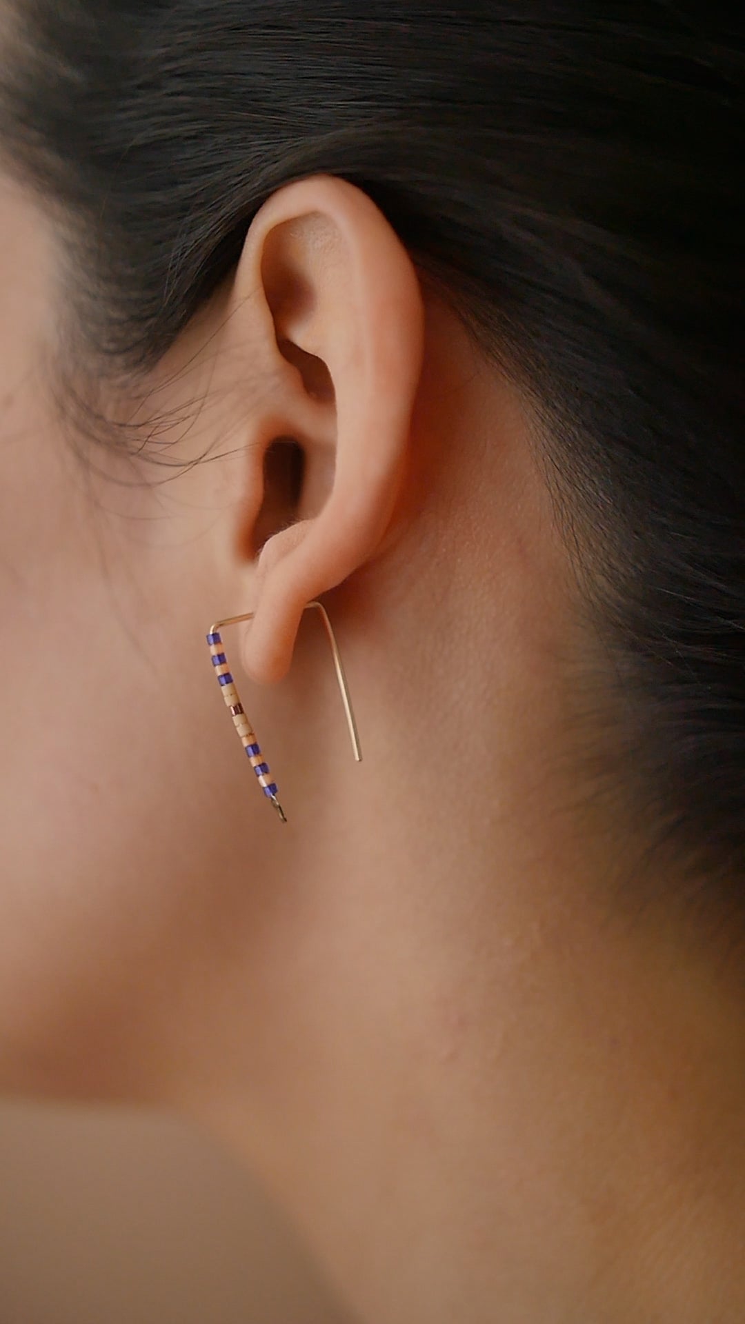 Tunde - 14 KT Gold Bar Studs