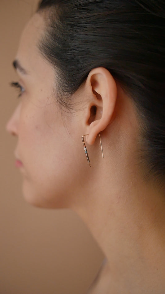 Saskia - 14 KT Gold Bar Studs