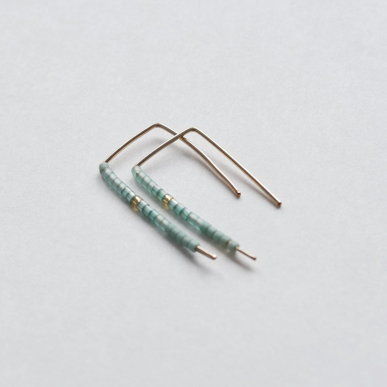 Thi - 14 KT Gold Bar Studs