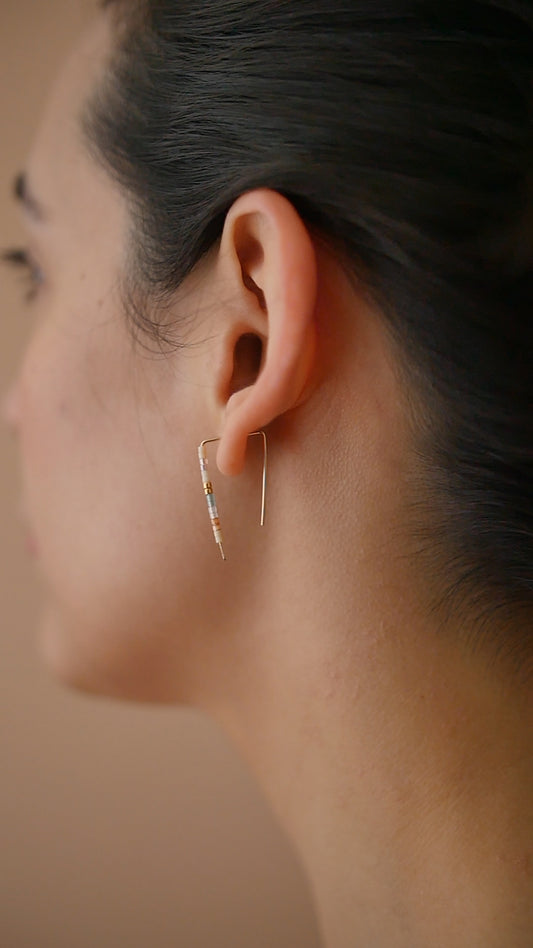 Thea - 14 KT Gold Bar Studs